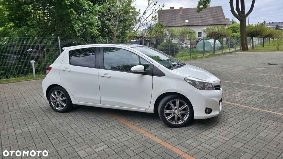 Toyota Yaris 1.33 Premium - 7