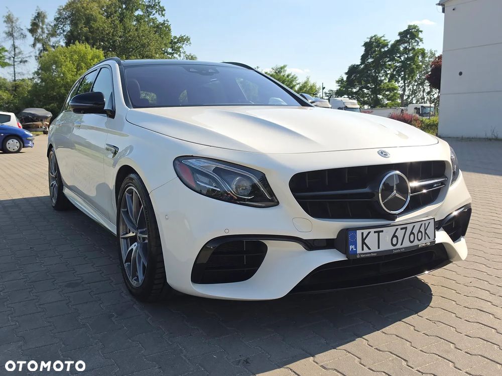 Mercedes-Benz Klasa E AMG 63 S 4-Matic+ - 38