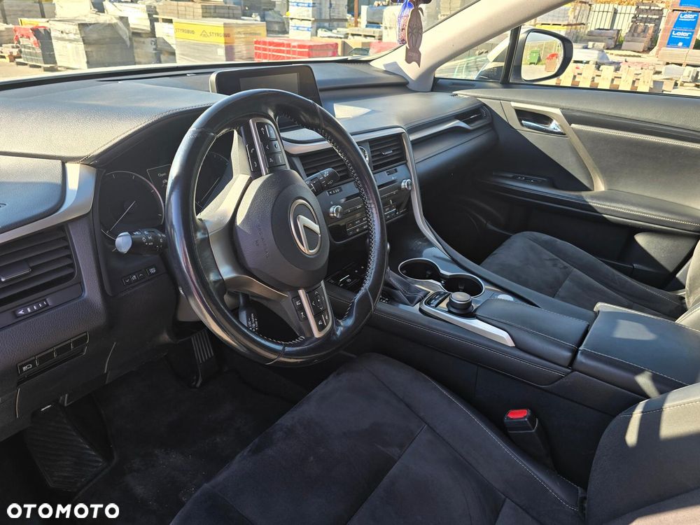Lexus RX - 6