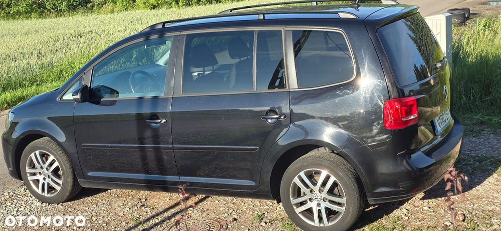 Volkswagen Touran - 5