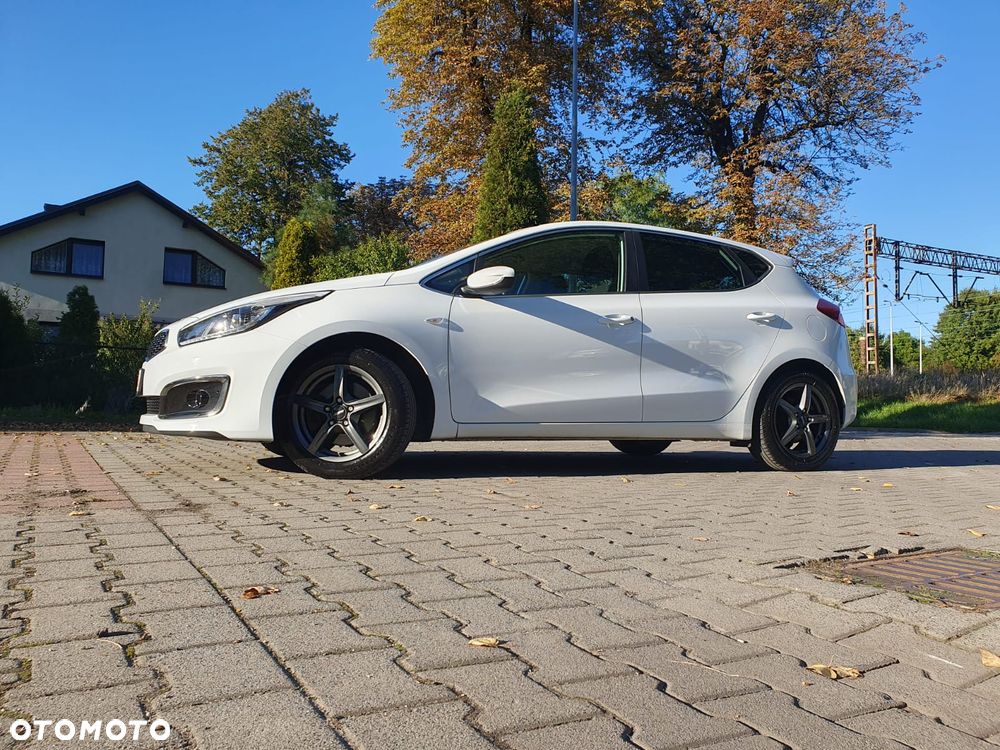 Kia Ceed 1.6 GDI XL - 27