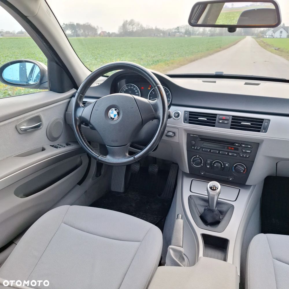 BMW Seria 3 - 19