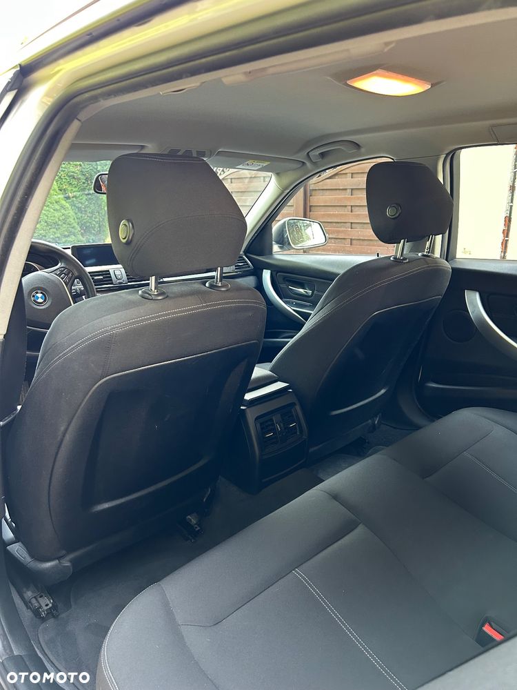 BMW Seria 3 - 10