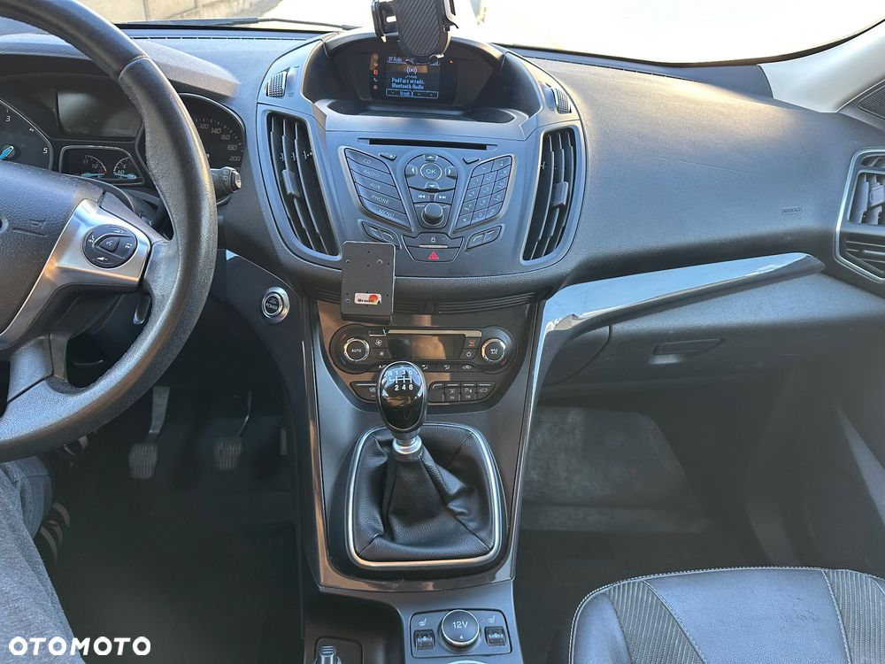 Ford Kuga 2.0 TDCi 4WD Titanium - 14