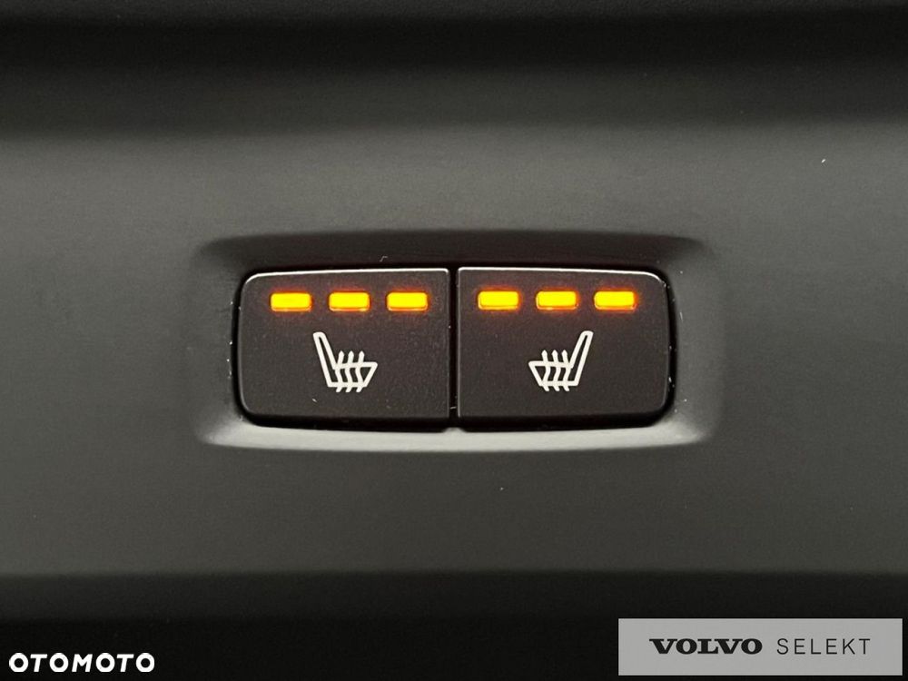 Volvo XC 90 - 33