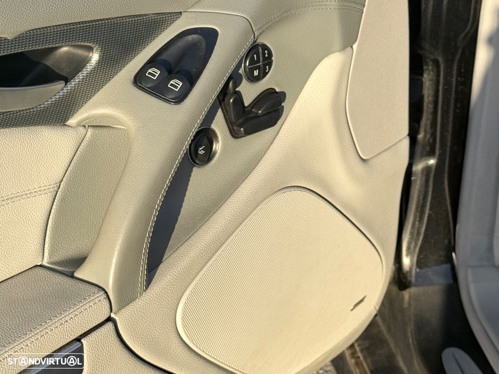 Mercedes-Benz SL 350 - 27