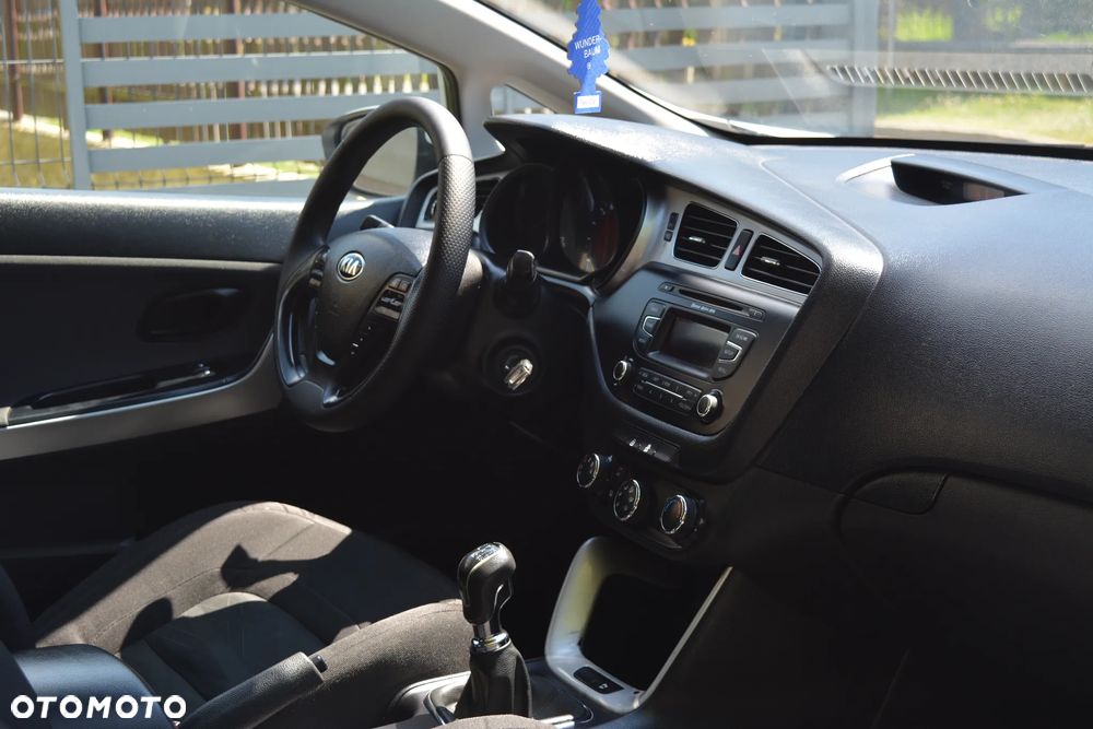 Kia ProCeed 1.4 CRDI L - 17