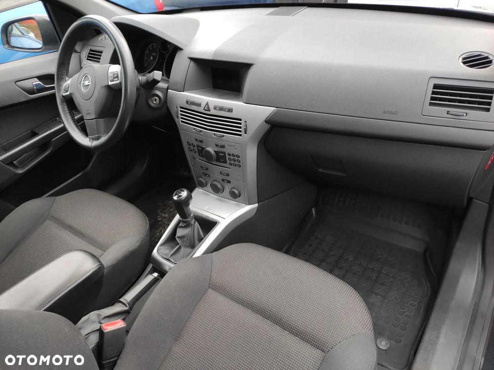 Opel Astra 1.4 Enjoy - 17