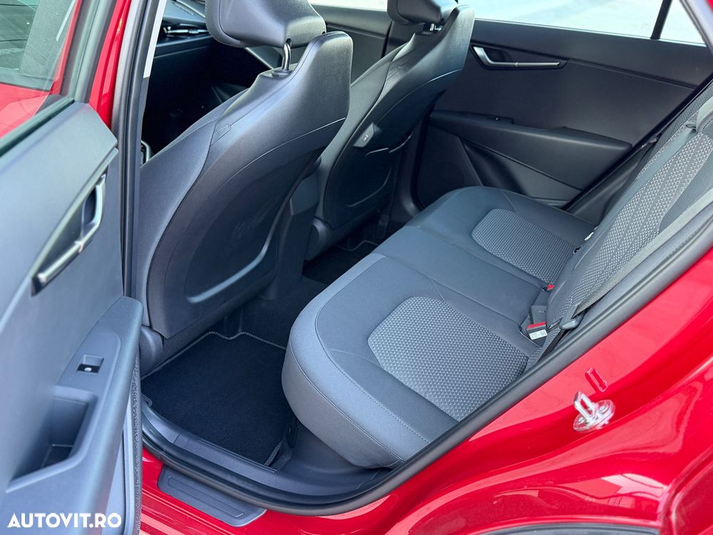 Kia Niro 1.6 GDI HEV 2WD OPF Aut. Core - 12
