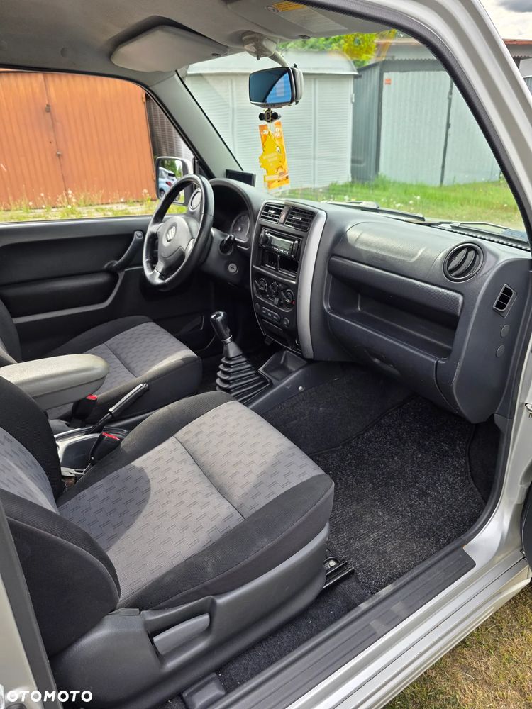 Suzuki Jimny - 15