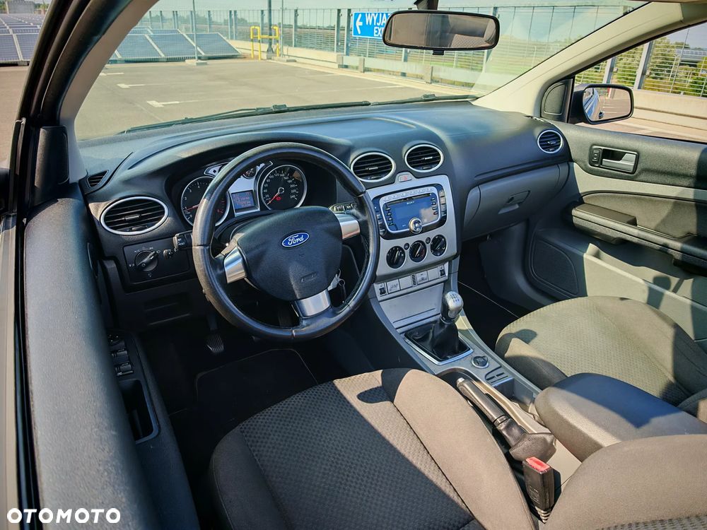 Ford Focus 2.0 Sport - 14