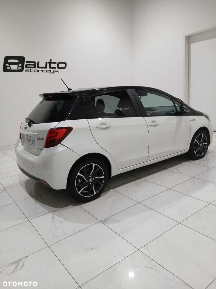 Toyota Yaris - 8