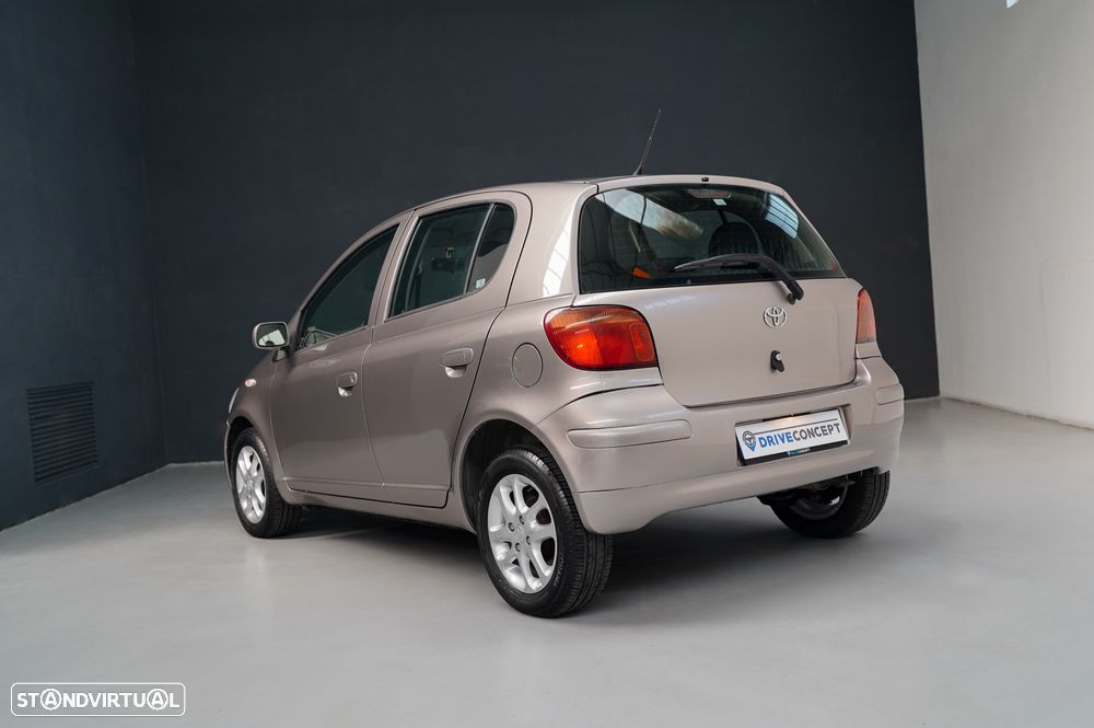 Toyota Yaris 1.0 Sol - 24