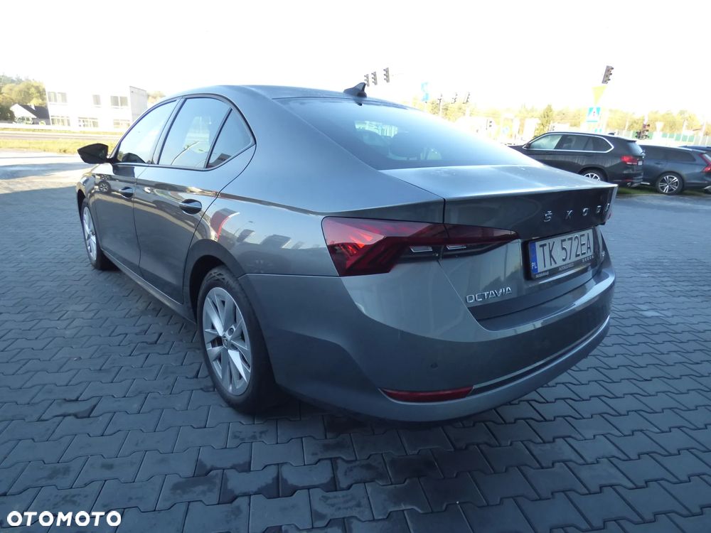 Skoda Octavia - 8