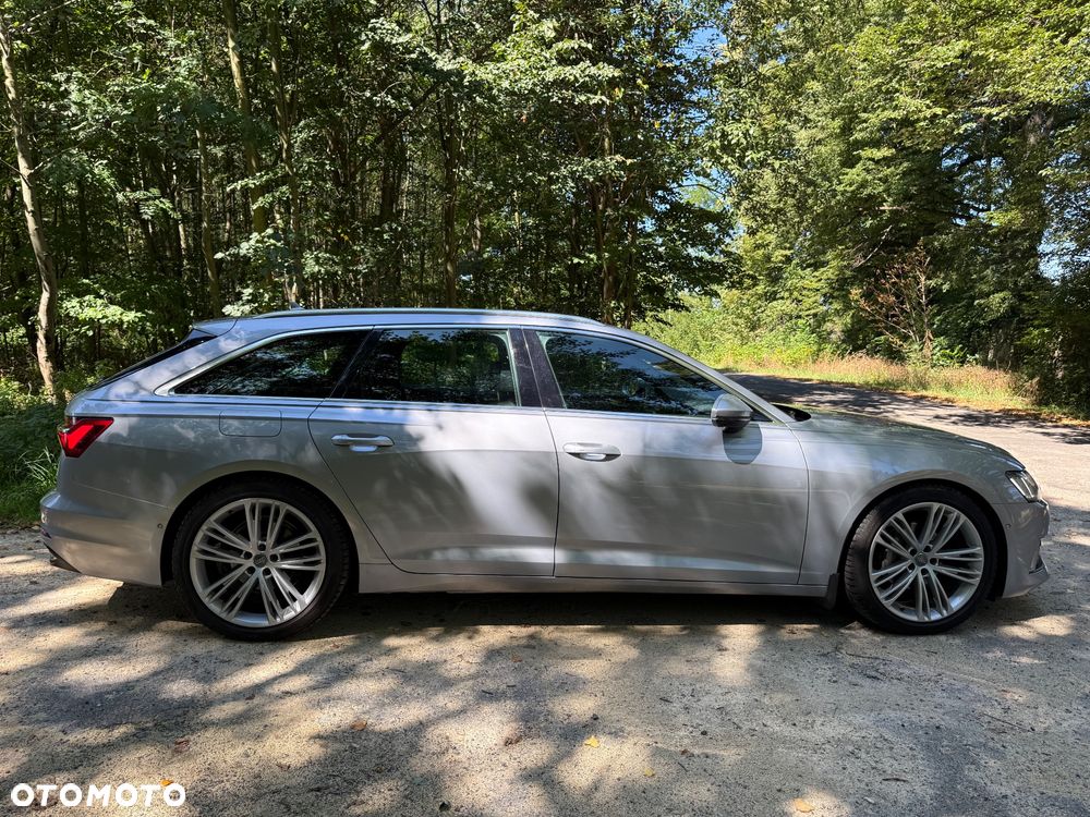 Audi A6 Avant 40 TDI quattro S tronic S line - 12