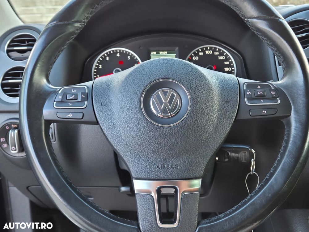 VOLKSWAGEN Tiguan 2012 — imagine 25