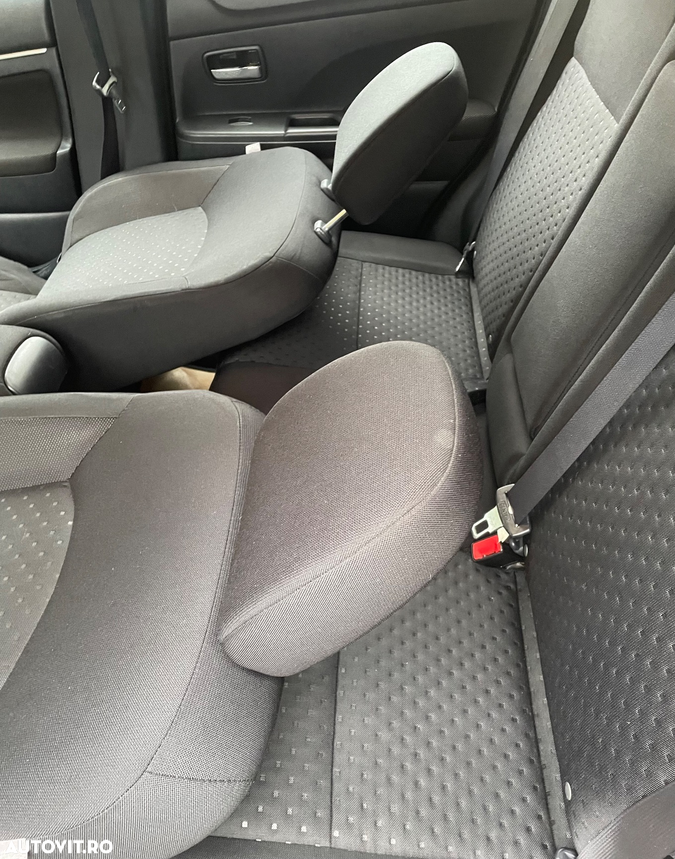 Mitsubishi ASX 1.8 DI-D 2WD Plus - 15