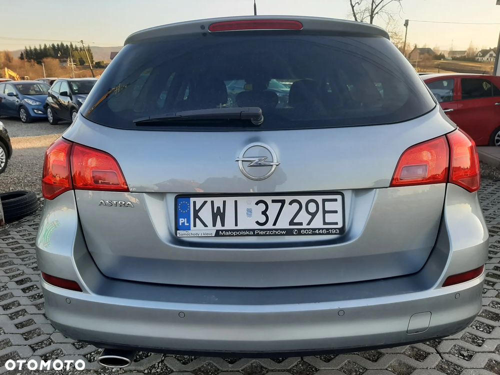 Opel Astra IV 1.4 T Cosmo S&S - 11