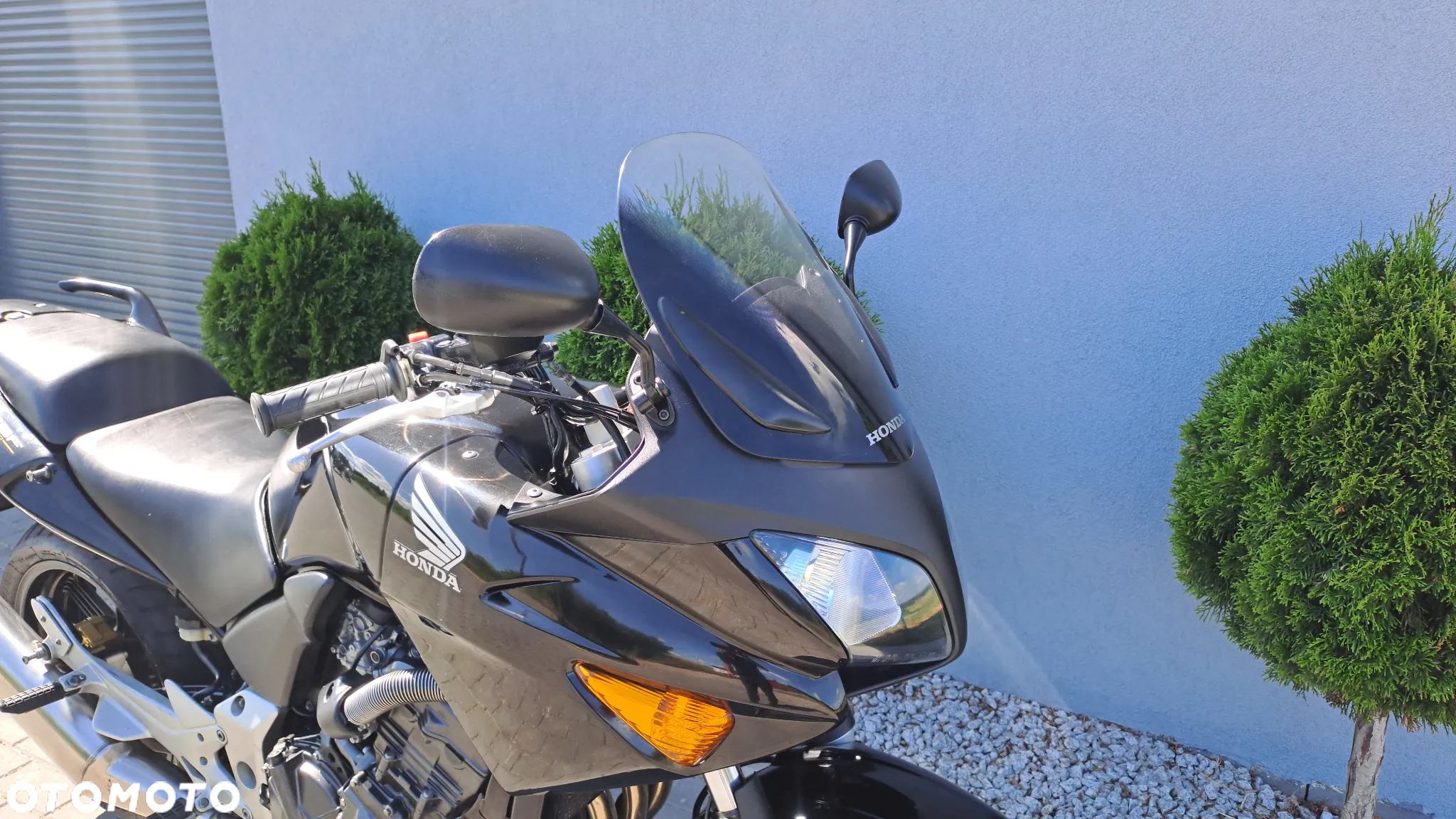 Honda CBF - 8