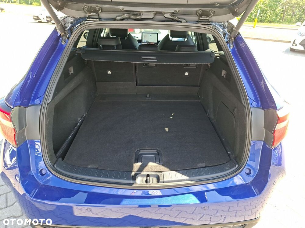 Toyota Corolla 2.0 Hybrid GR Sport Dynamic - 13