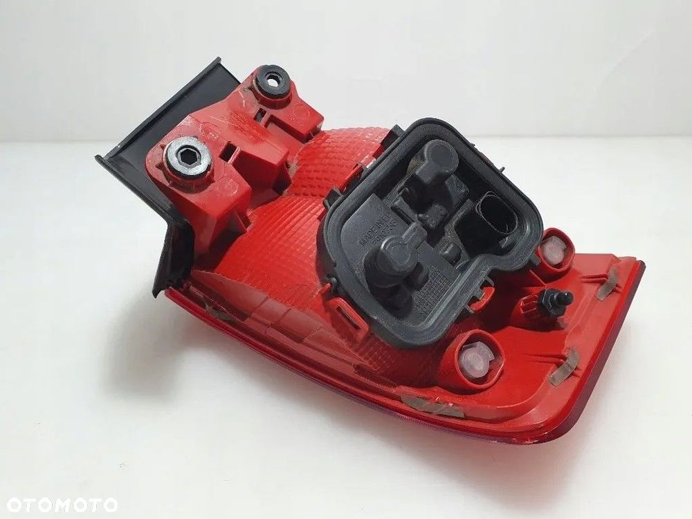 A6 C7 4G5 SEDAN LAMPA PRAWY TYŁ PRAWA BŁOTNIK KLAPA LAMPY SUPER 4G5945096 - 11