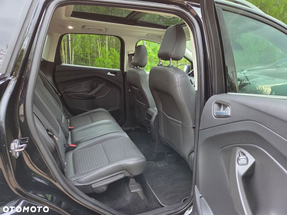 Ford Kuga 1.5 EcoBoost 2x4 Titanium - 20