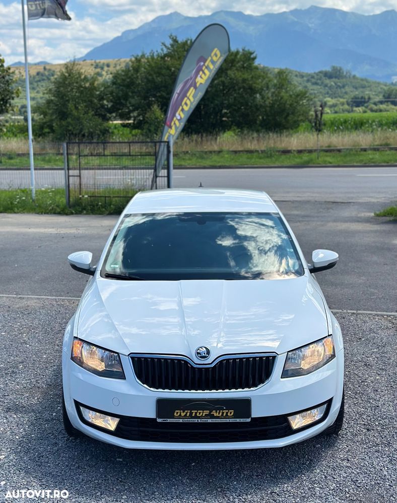 Skoda Octavia 1.6 TDI DPF Ambition - 27