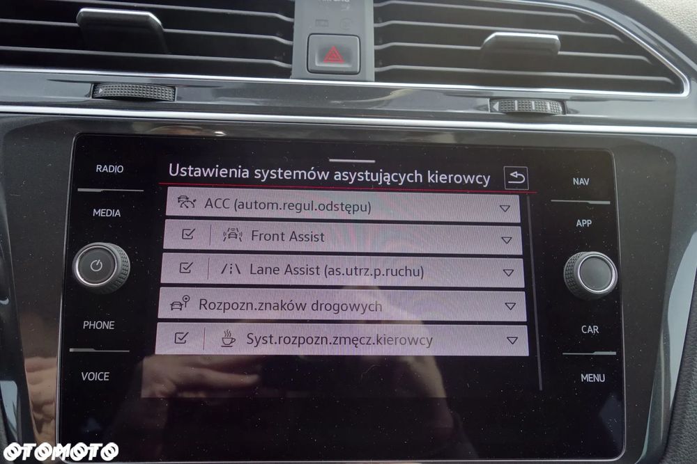 Volkswagen Tiguan 2.0 TSI 4Mot Elegance DSG - 27