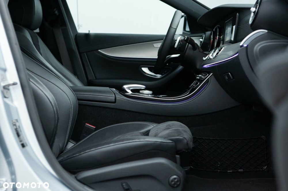 Mercedes-Benz Klasa E 220 d 9G-TRONIC - 28