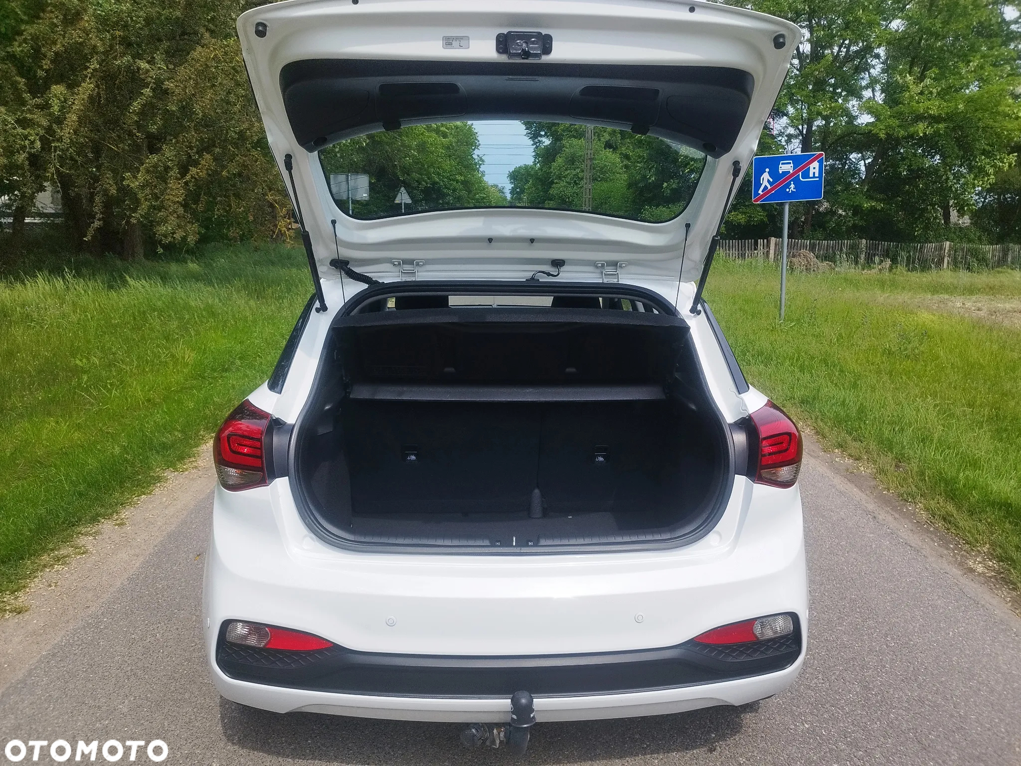 Hyundai i20 1.2 YES Gold - 22