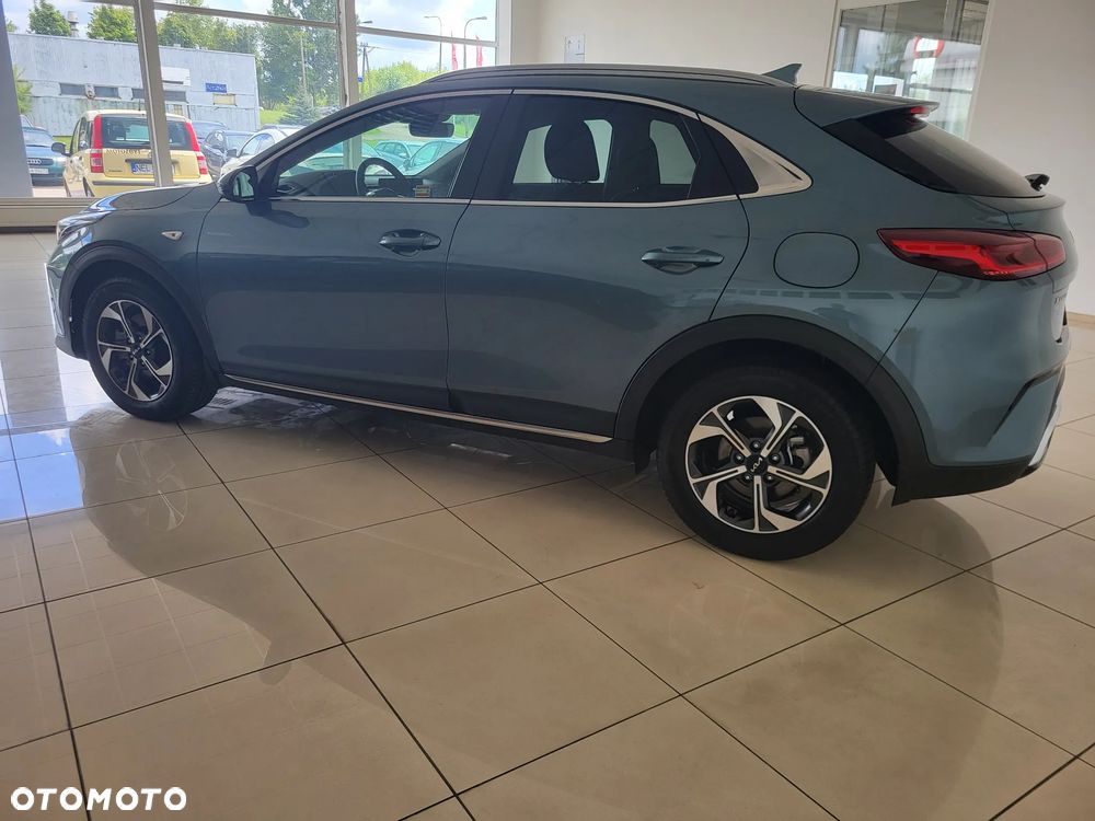 Kia XCeed 1.5 T-GDI M DCT - 4