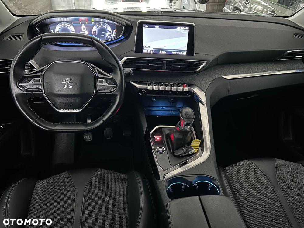 Peugeot 5008 1.2 PureTech Access S&S - 21