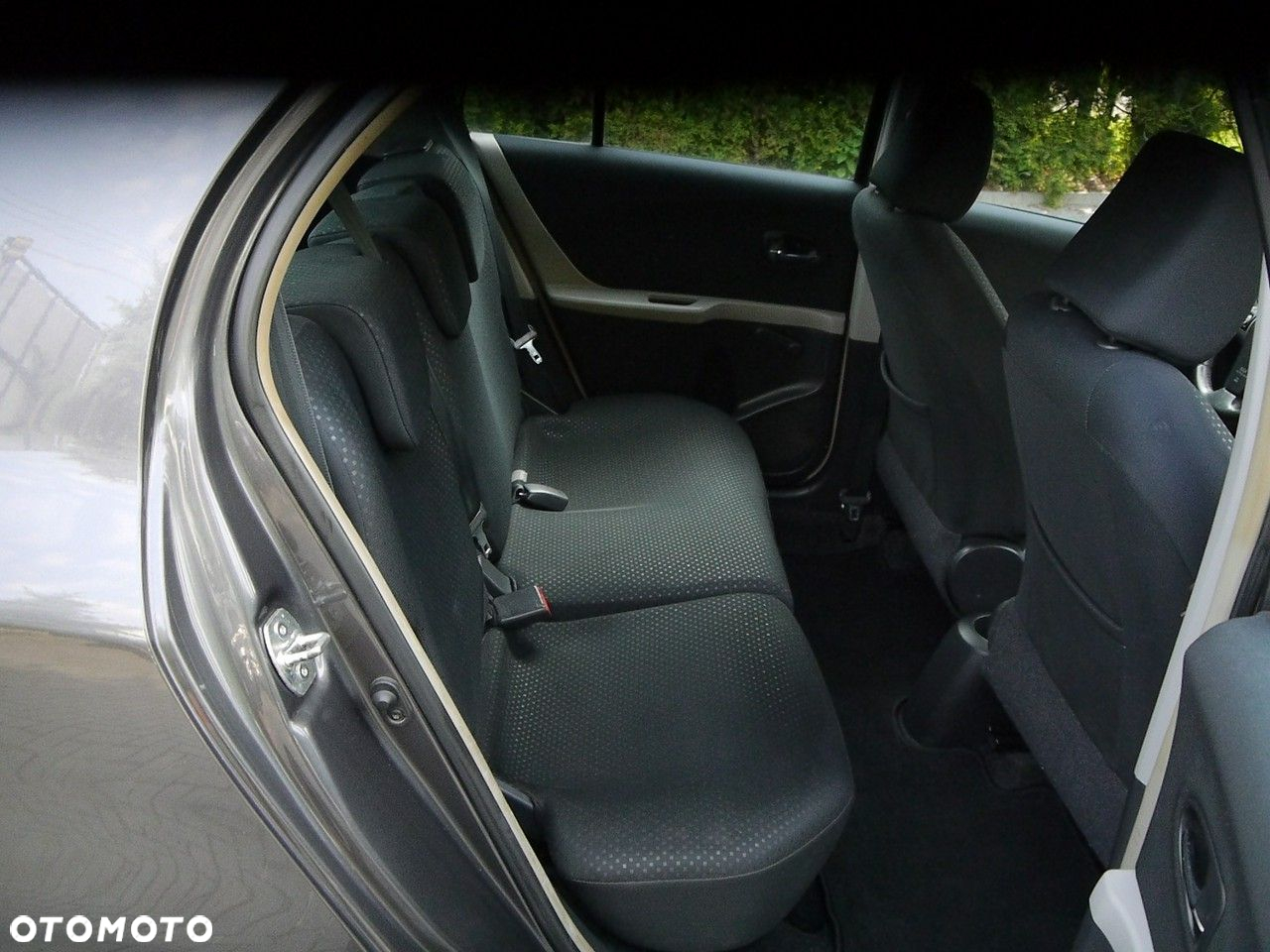 Toyota Yaris 1.33 VVT-i Cool - 22