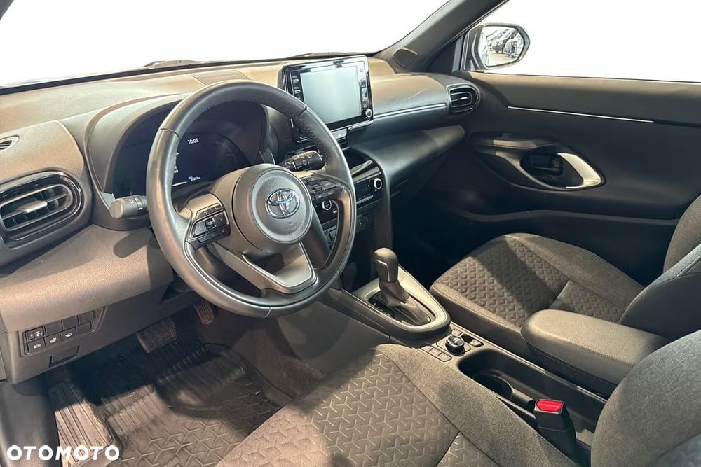 Toyota Yaris Cross - 25