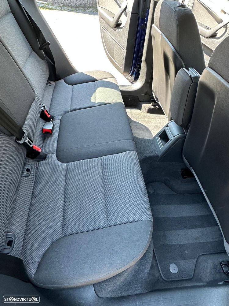 Audi A3 Sportback 1.6 TDI Ambiente - 6