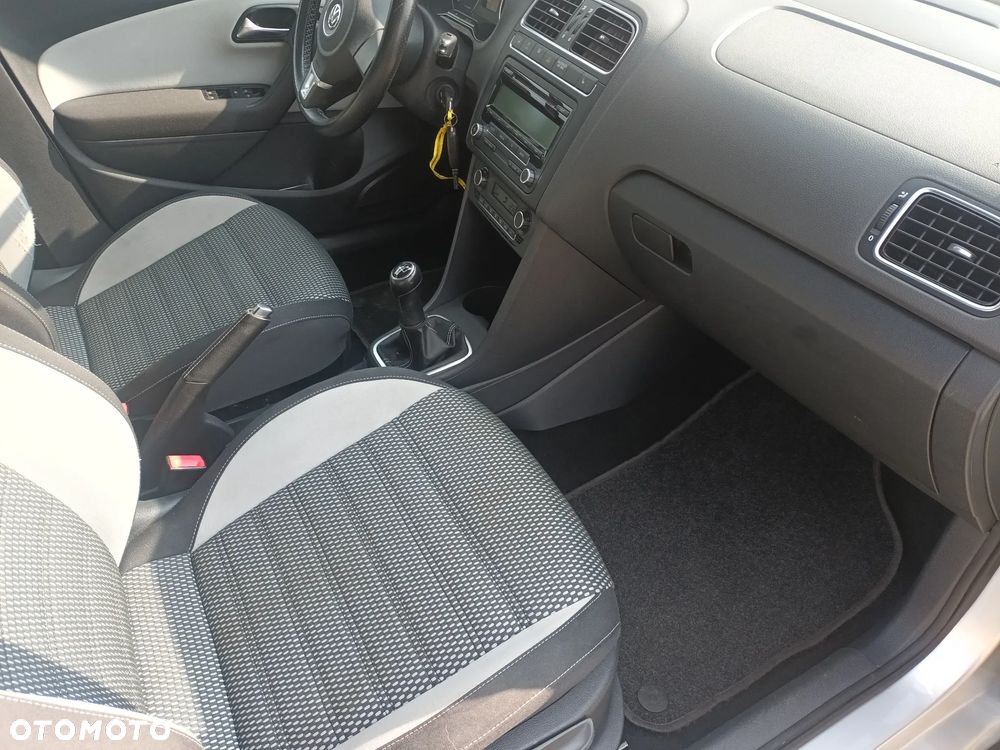 Volkswagen Polo Cross - 8