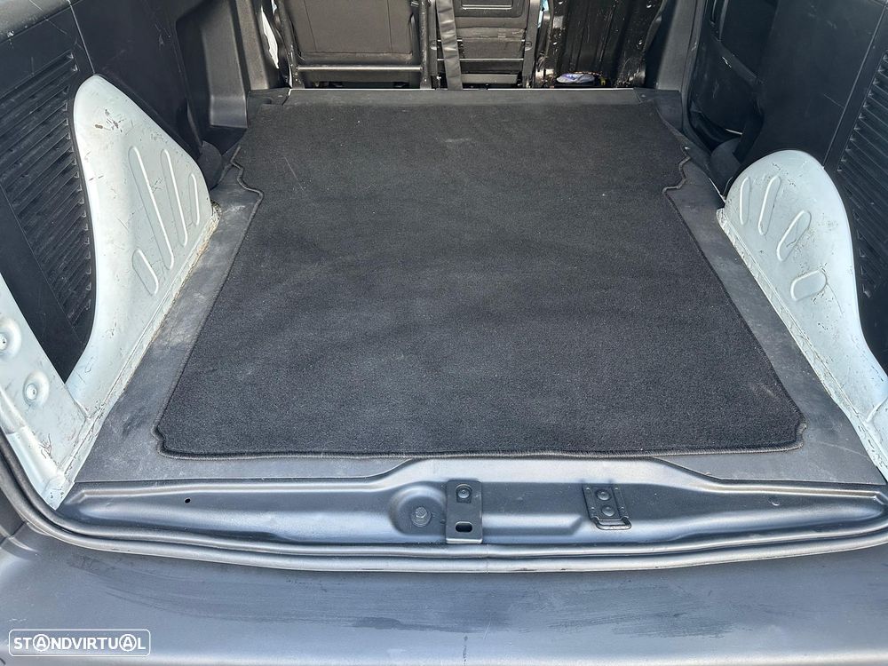 Citroën Berlingo Cx Automática - 39