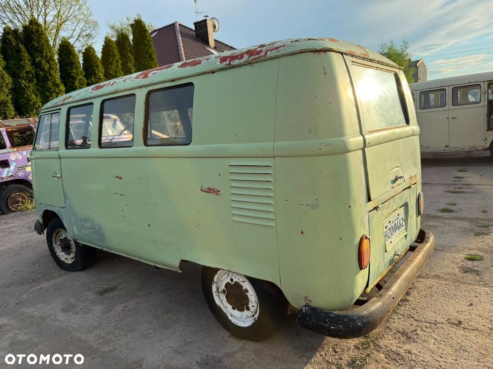 Volkswagen Transporter - 10