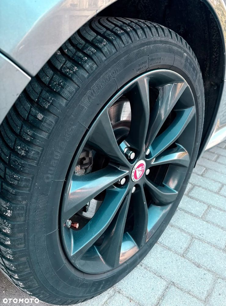 Jaguar XF 2.0 i4D R-Sport - 12