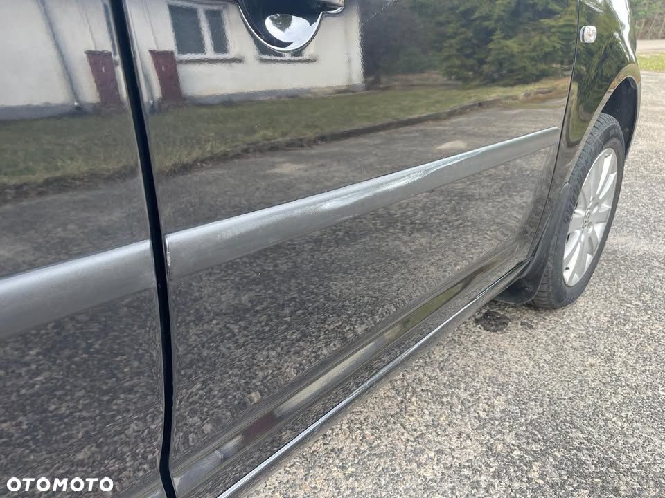 Volkswagen Caddy Maxi Highline DSG - 8