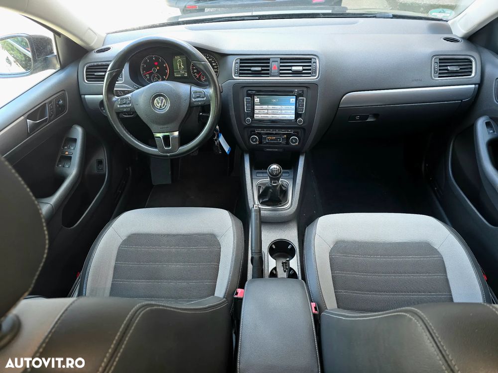 Volkswagen Jetta 1.4 TSI Highline - 5