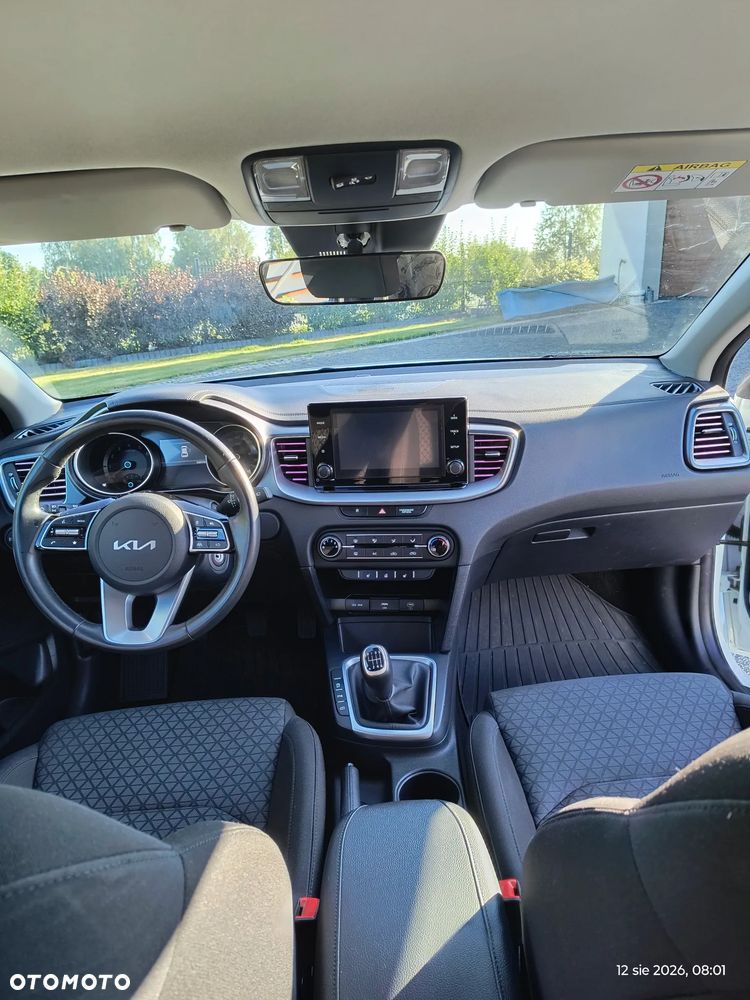 Kia Ceed 1.5 T-GDI L Business Line - 12