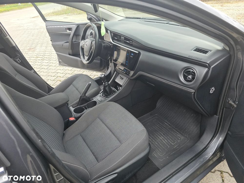 Toyota Corolla 1.6 Active - 17