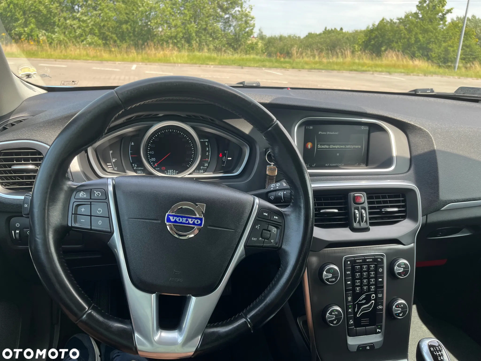 Volvo V40 D2 Momentum - 19