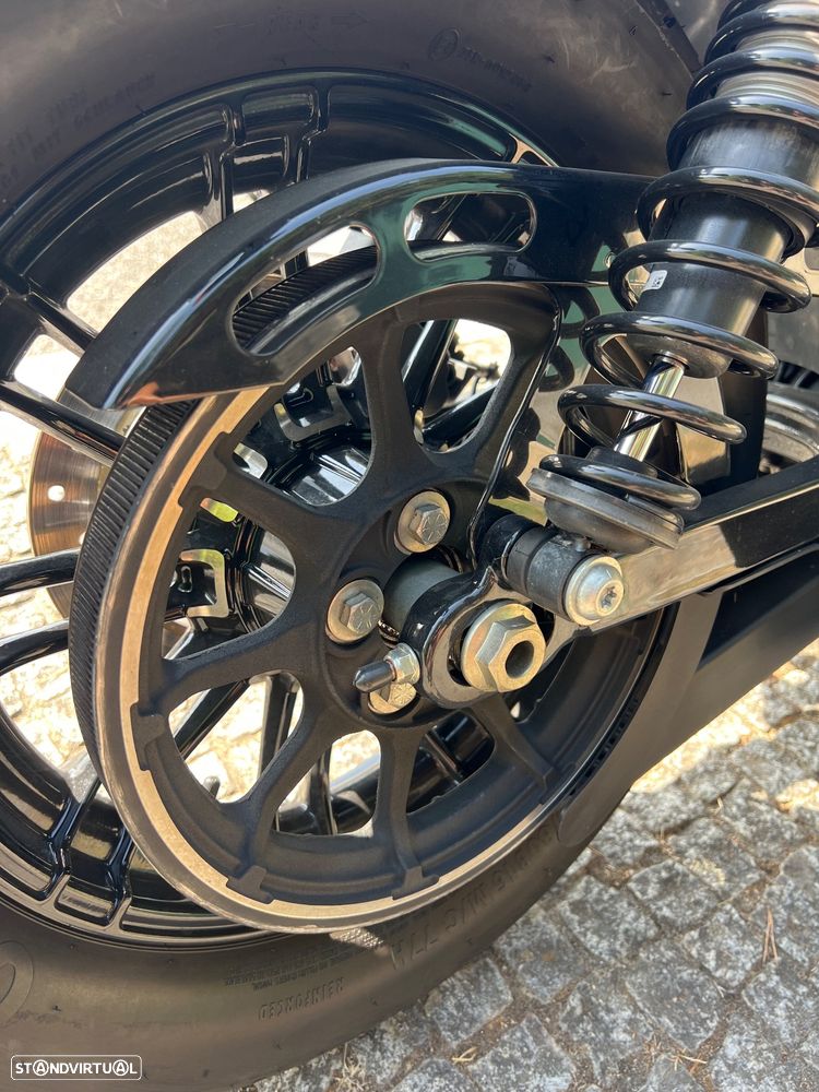 Harley-Davidson Sportster XL1200X Forty Eight - 17