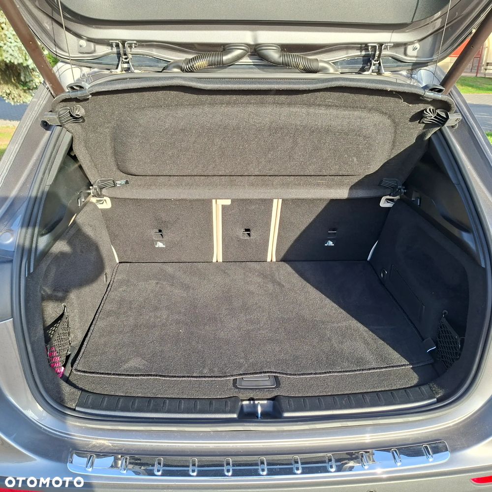 Mercedes-Benz GLA 200 Style - 28