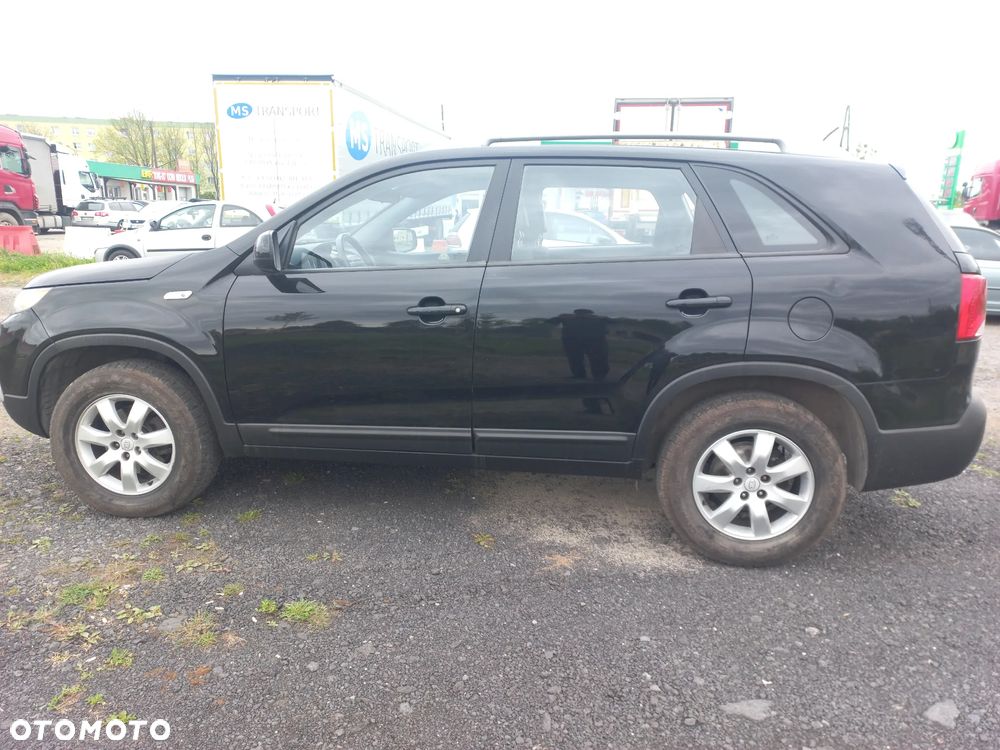 Kia Sorento 2.4 CVVT Attract - 3