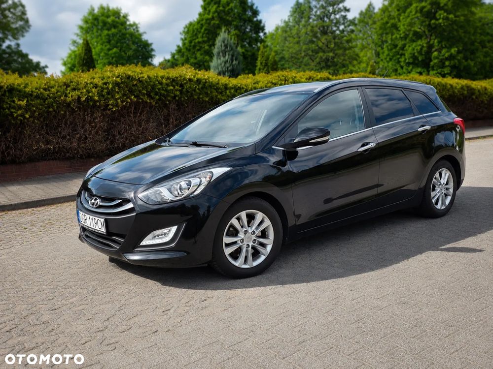 Hyundai i30 blue 1.6 CRDi Style - 1
