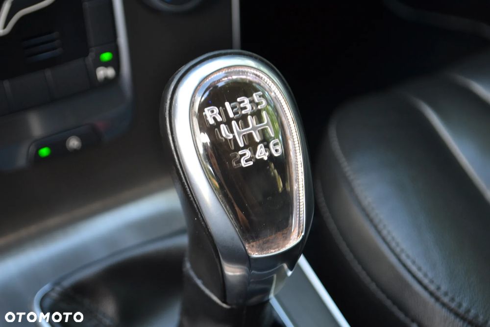Volvo V40 - 33