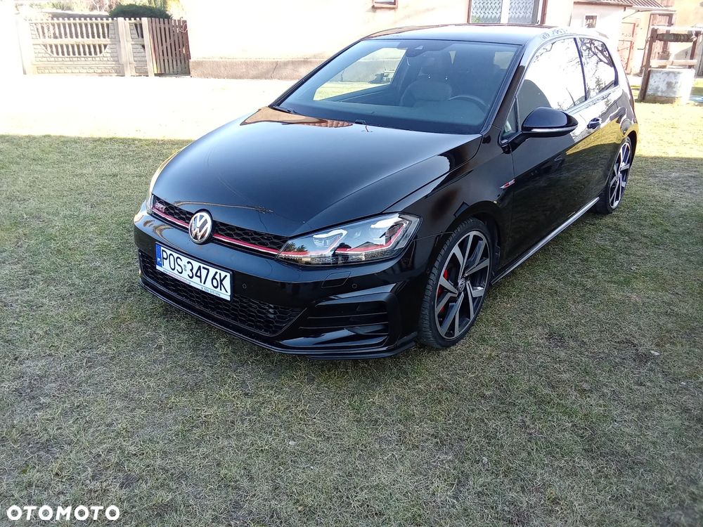 Volkswagen Golf - 15